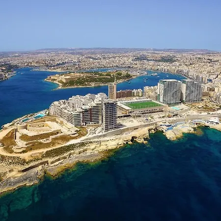Luxe With Valletta And Harbour Views Apartamento