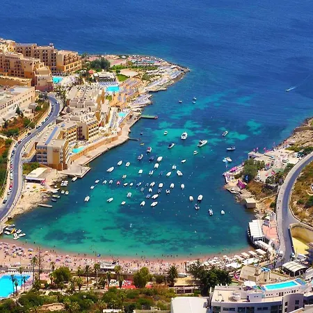 Luxe With Valletta And Harbour Views 公寓 斯利马