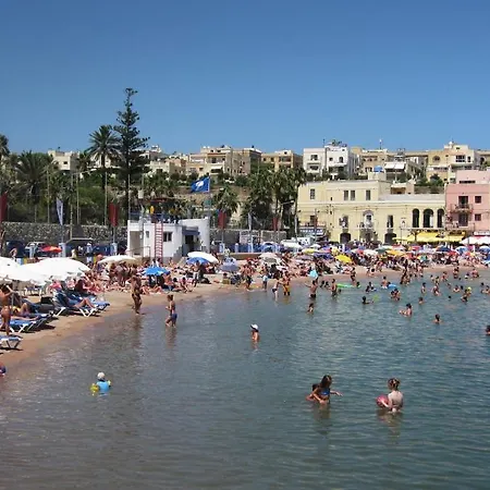 Luxe With Valletta And Harbour Views