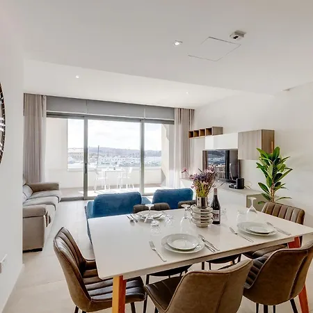 Luxe With Valletta And Harbour Views 斯利马
