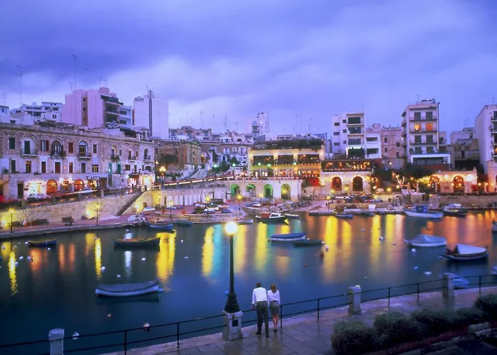 דירה Luxe With Valletta And Harbour Views סליאמה