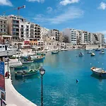 Luxe With Valletta And Harbour Views Daire *