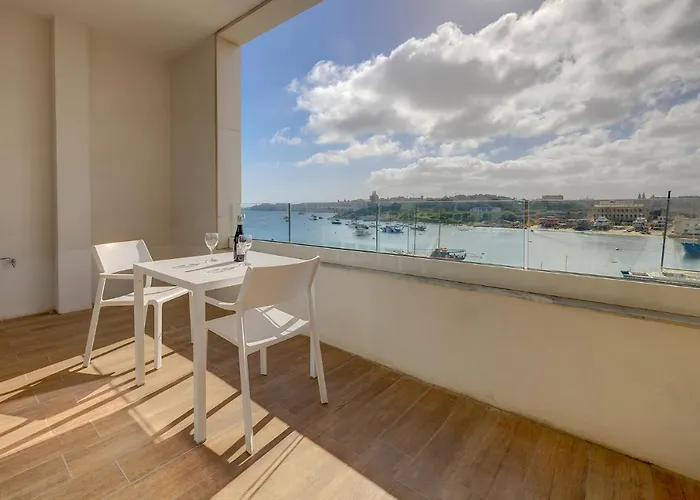 Luxe With Valletta And Harbour Views アパート スリーマ